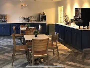 Best Western Plus Newport News Hotel